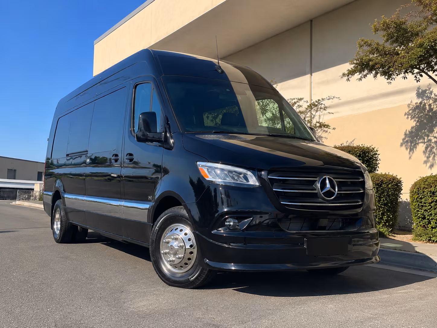 Baltimore Airport Shuttle & Transportation party bus exterior