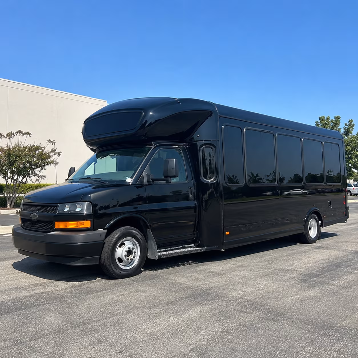 Baltimore Birthday, Sweet 16, & Quinceañera Transportation party bus interior
