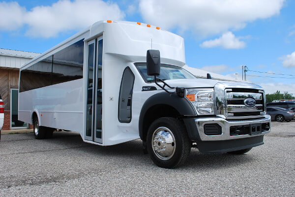 College Park 18 Passenger Limo Bus